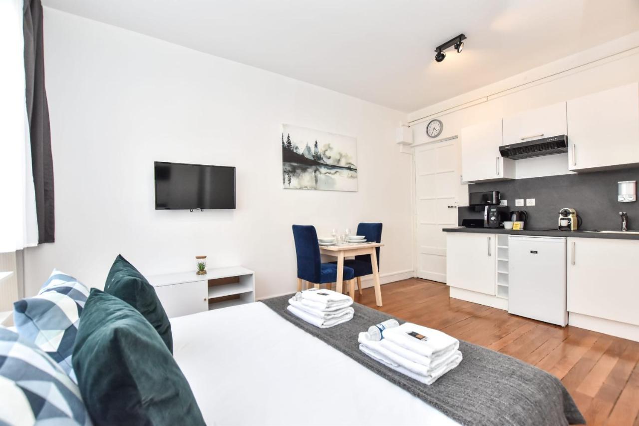 Cmg Faidherbe - Bastille Parijs Buitenkant foto
